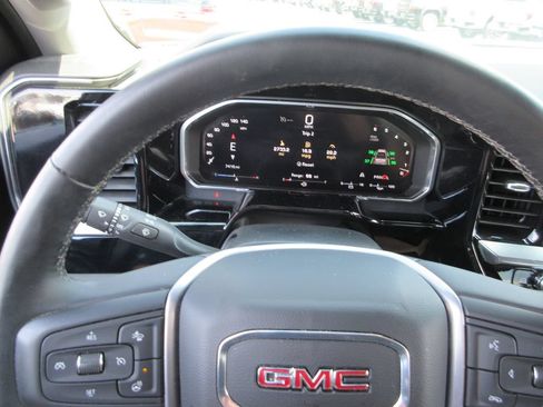Certified 2026 GMC Sierra 1500 SLE RWD image 26