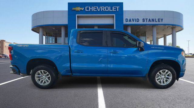 Used 2024 Chevrolet Silverado 1500 RST AWD/4WD image 9