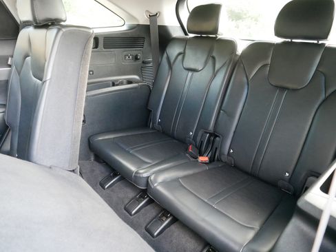 Certified 2025 Kia Sorento S AWD/4WD image 37
