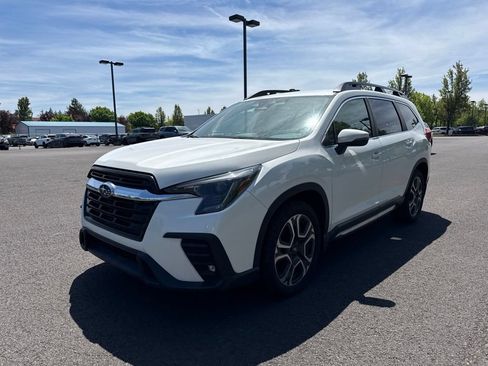 Used 2023 Subaru Ascent Limited AWD/4WD image 3