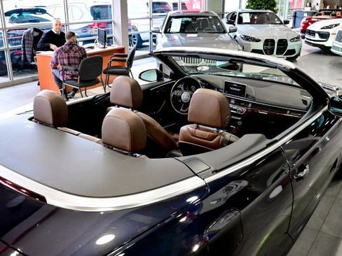 Used 2018 Audi A5 2.0T Premium Plus w/ Premium Plus image 25