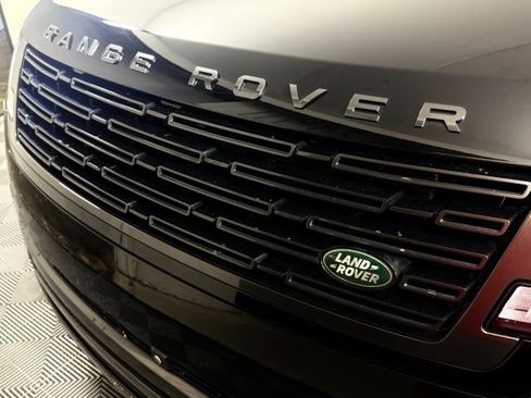 Used 2023 Land Rover Range Rover Long Wheelbase SE AWD/4WD image 15
