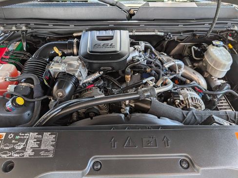 Used 2012 GMC Sierra 2500 Denali w/ Suspension Package, Off-Road AWD/4WD image 10