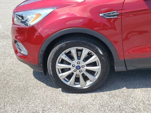 Used 2018 Ford Escape Titanium w/ Ford Safe & Smart Package FWD image 8