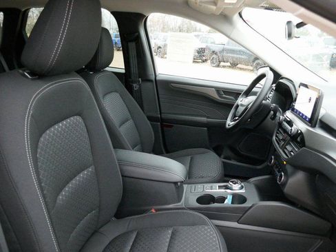 New 2026 Ford Escape Active w/ Cold Weather Package FWD image 9