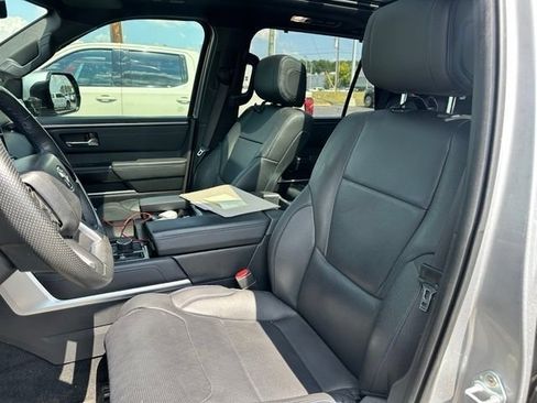 Used 2023 Toyota Sequoia Platinum AWD/4WD image 20