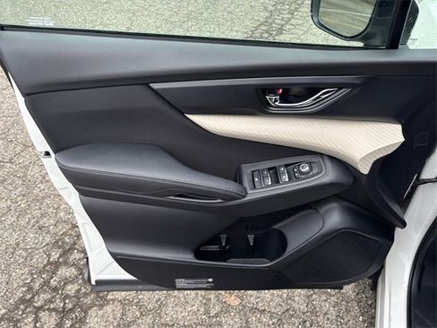 Certified 2022 Subaru Ascent Premium w/ Convenience Package image 28