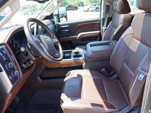Used 2015 Chevrolet Silverado 3500 High Country w/ Duramax Plus Package AWD/4WD image 17