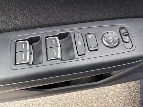 Used 2024 Honda CR-V Sport Touring image 9