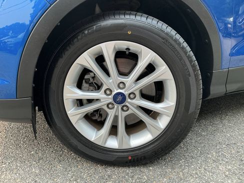 Used 2018 Ford Escape SE w/ SE Sync 3 Package AWD/4WD image 8