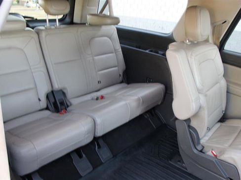 Used 2022 Lincoln Navigator L Reserve AWD/4WD image 26