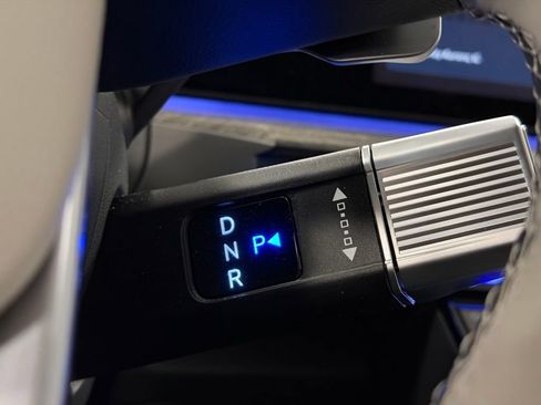 Used 2025 Hyundai Santa Fe Calligraphy image 21