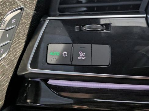 Certified 2025 Audi Q8 Premium w/ Convenience Package image 19