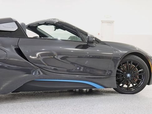 Used 2019 BMW i8 Roadster AWD/4WD image 11