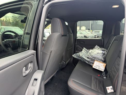 New 2026 Nissan Frontier PRO-4X w/ Pro-4x Convenience Package image 31