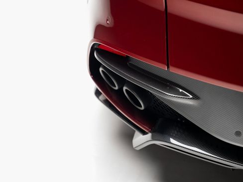 Used 2023 Aston Martin DBS Coupe RWD image 35