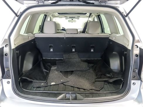 Used 2017 Subaru Forester 2.5i Premium AWD/4WD image 23
