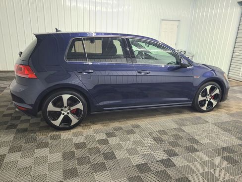 Used 2017 Volkswagen GTI S image 12