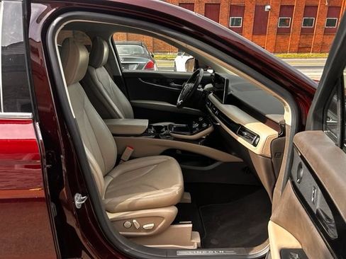 Used 2022 Lincoln Nautilus Reserve w/ Equipment Group 201A AWD/4WD image 12