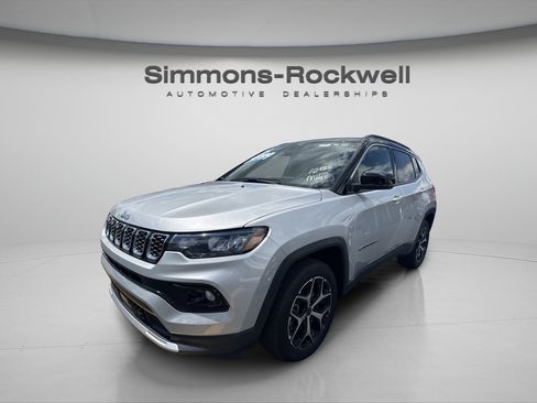 Used 2025 Jeep Compass Limited AWD/4WD image 1