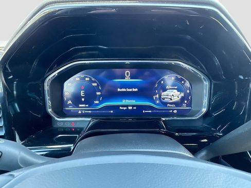 Used 2025 Chevrolet Silverado 1500 LT image 11