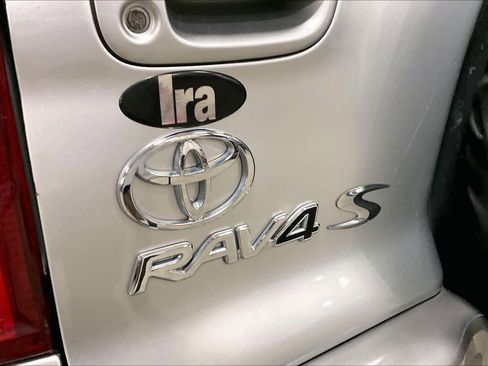Used 2005 Toyota RAV4 4WD image 30