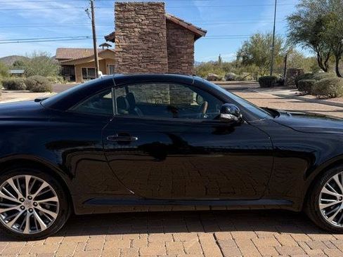 Used 2010 Lexus SC 430 Convertible image 4