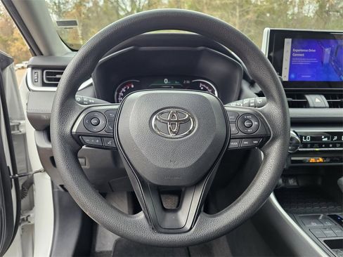 Used 2023 Toyota RAV4 XLE image 22