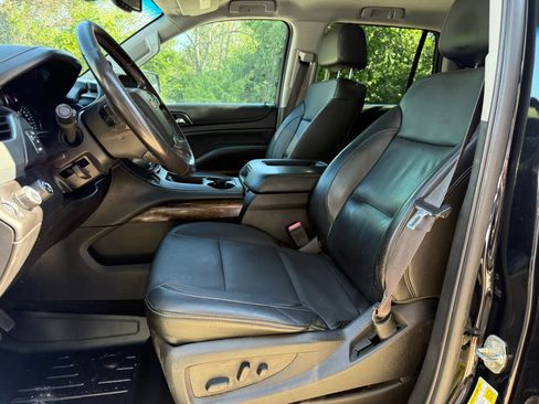 Used 2017 Chevrolet Tahoe LT AWD/4WD image 18