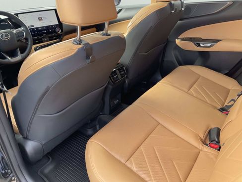 Used 2025 Lexus NX 450h+ AWD w/ Accessory Package (Z2) image 19