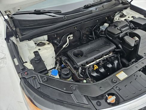 Used 2012 Kia Sorento BASE image 18