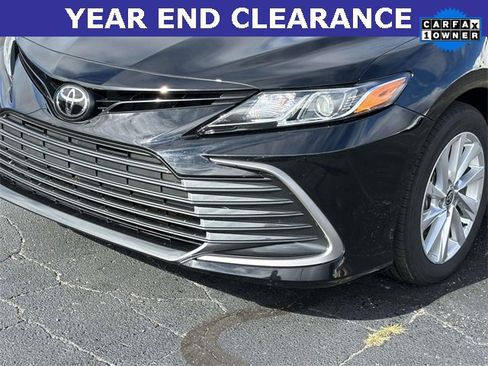 Used 2023 Toyota Camry LE image 8