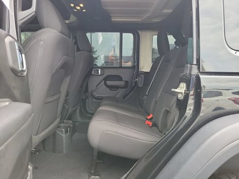Used 2023 Jeep Wrangler Unlimited Sport AWD/4WD image 10