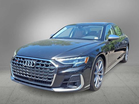 Used 2023 Audi S8 AWD/4WD image 1