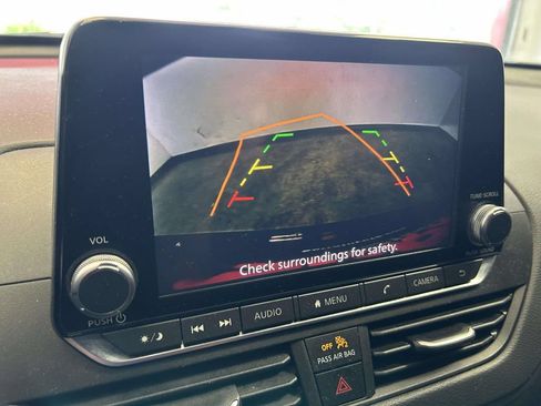 Used 2022 Nissan Altima 2.5 SV FWD image 24