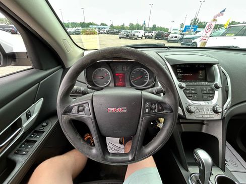 Used 2013 GMC Terrain SLE FWD image 27
