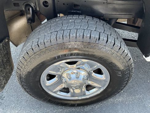 Used 2017 RAM 2500 ST w/ SXT Appearance Group AWD/4WD image 15