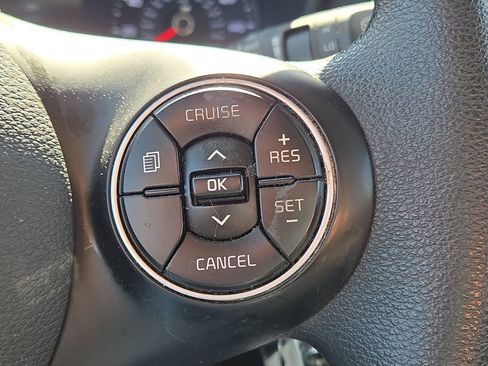 Certified 2020 Kia Soul S image 30