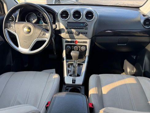 Used 2013 Chevrolet Captiva Sport LTZ FWD image 14