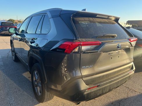 Used 2024 Toyota RAV4 LE image 6