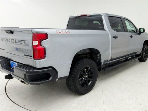 Used 2024 Chevrolet Silverado 1500 Custom Trail Boss w/ LPO, Dark Essentials Package image 8