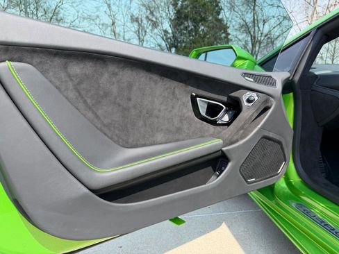 Used 2023 Lamborghini Huracan Tecnica image 29