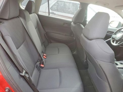 Used 2024 Toyota Corolla Cross LE image 9