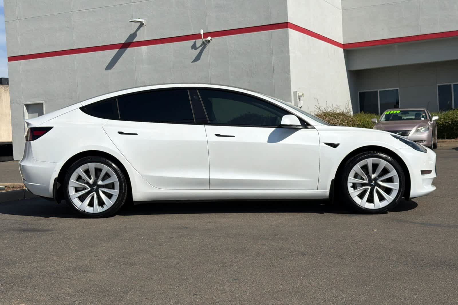 Used 2022 Tesla Model 3 RWD image 6