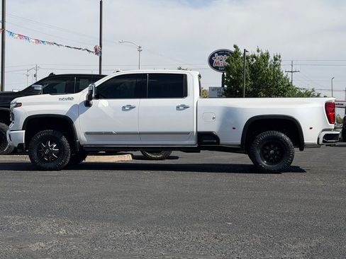 Used 2024 Chevrolet Silverado 3500 High Country w/ Technology Package AWD/4WD image 51