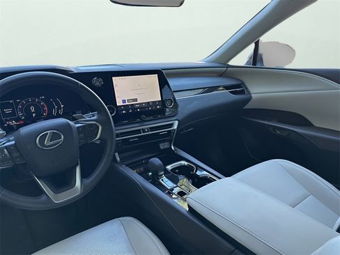 Used 2023 Lexus RX 350 FWD image 28