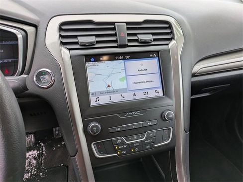 Certified 2019 Ford Fusion SE image 11