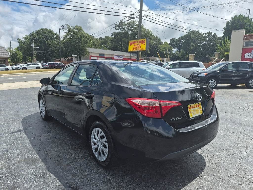 Used 2019 Toyota Corolla LE FWD image 5