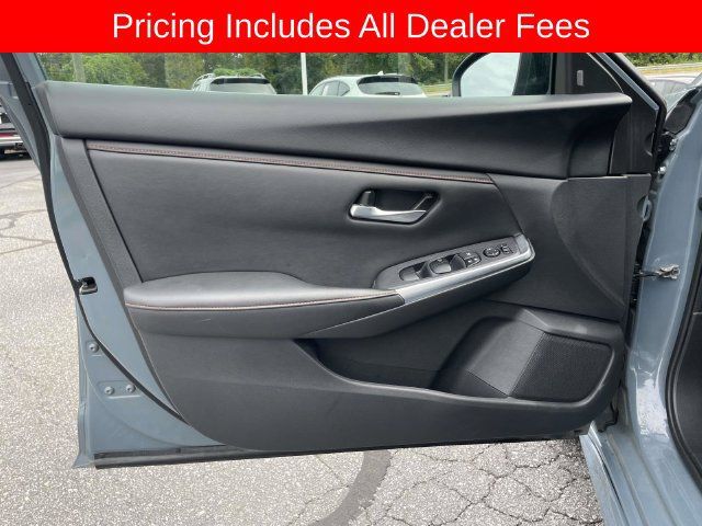 Used 2024 Nissan Sentra SR FWD image 15