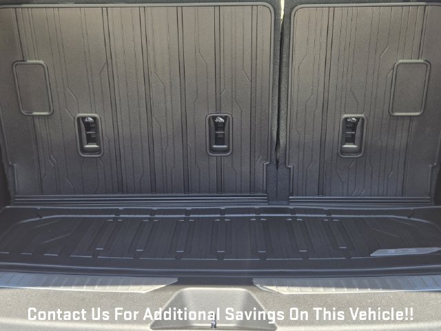 New 2027 GMC Yukon Denali Ultimate w/ LPO, Floor Liner Package AWD/4WD image 24